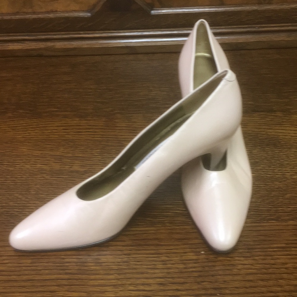 Ladies Shoes